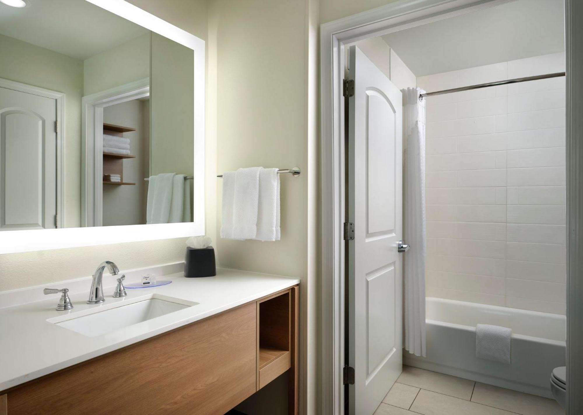 Staybridge Suites - Flowood - Nw Jackson By Ihg Exteriör bild